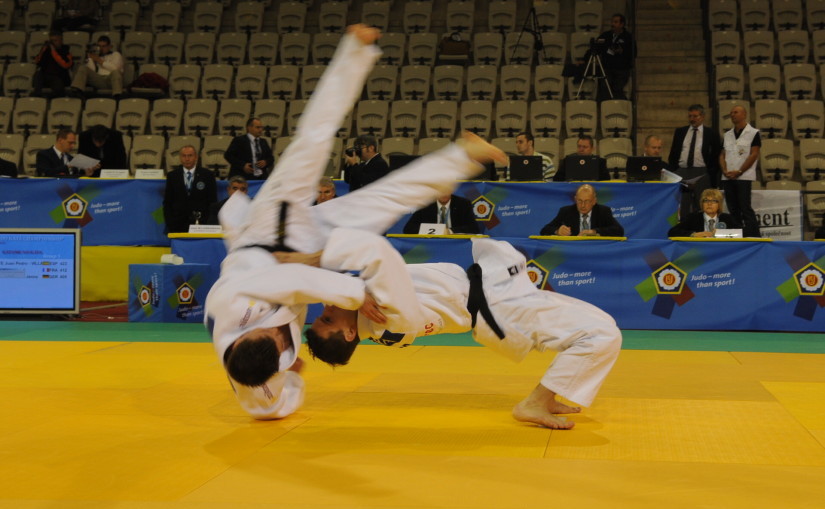 Je bekijkt nu Slagen in het nage-no-kata